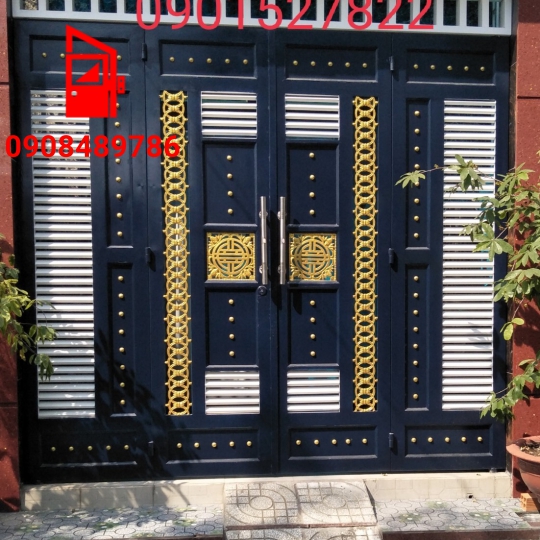 CỬA SẮT CAO CẤP PHỐI TRẮNG ĐEN