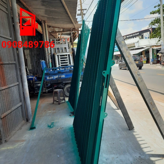 CỬA SẮT KÉO NGANG M5 